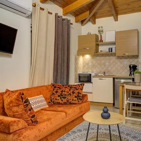 Tg Magico Apartment Patras